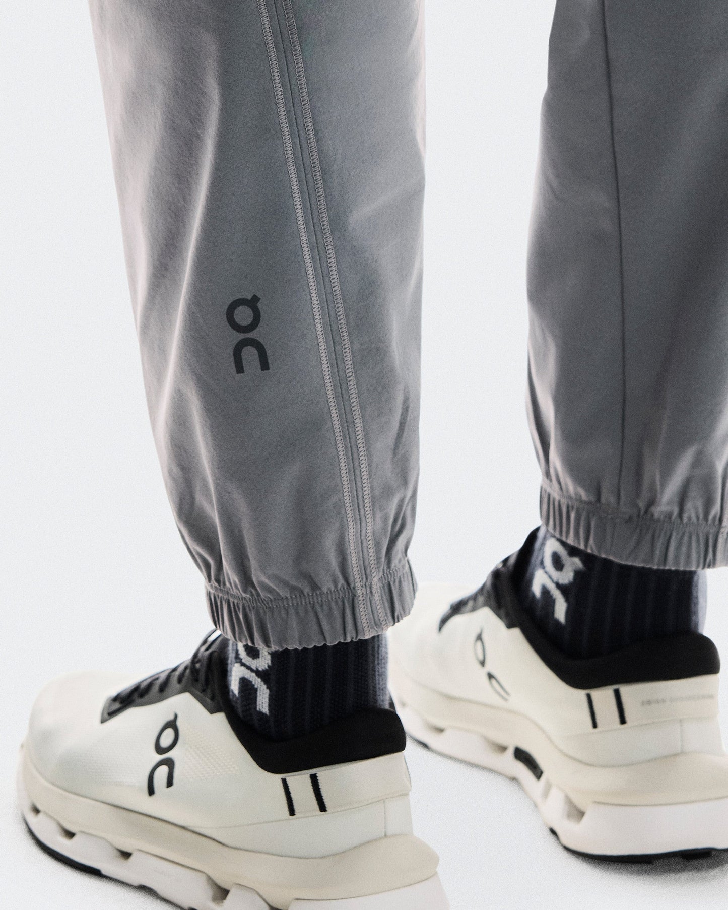 Pantalon Focus ON Running Gris — Sport Running Homme