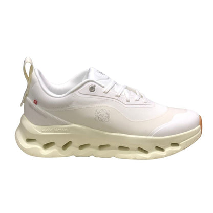 Sneaker Loewe x ON Cloudtilt Blanc Crème — Chaussure Luxe Running