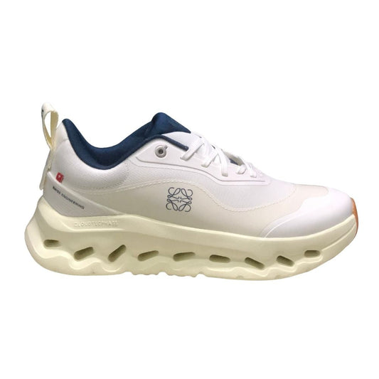 Sneaker Loewe x ON Cloudtilt Bleu Clair — Chaussure Luxe Running