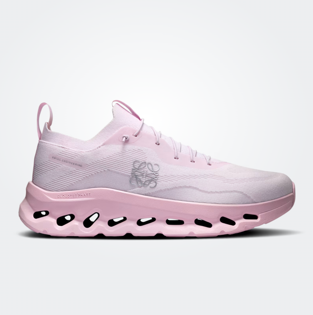 Sneaker Loewe x ON Cloudtilt Rose — Chaussure Luxe Running