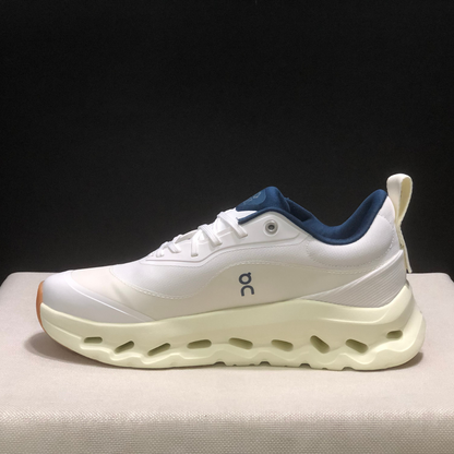 Sneaker Loewe x ON Cloudtilt Bleu Clair — Chaussure Luxe Running