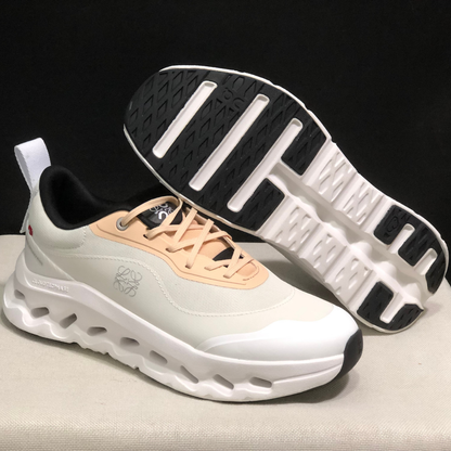 Sneaker Loewe x ON Cloudtilt Beige — Chaussure Luxe Running