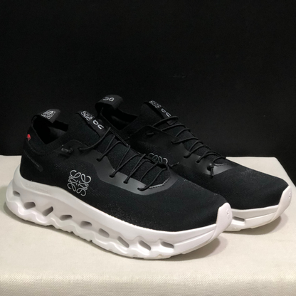 Sneaker Loewe x ON Cloudtilt Noir Blanc 2.0 — Chaussure Luxe Running