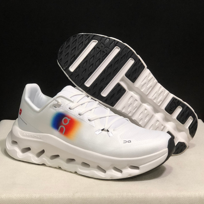 Basket ON Running Cloudtilt White Tag — Chaussure Sport CloudTec