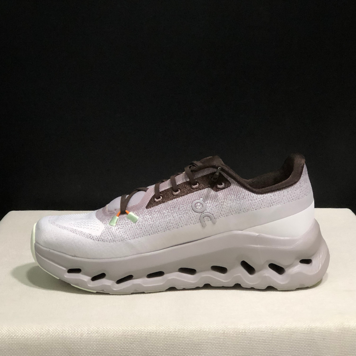 Basket ON Running Cloudtilt Quartz Pearl — Chaussure Sport CloudTec