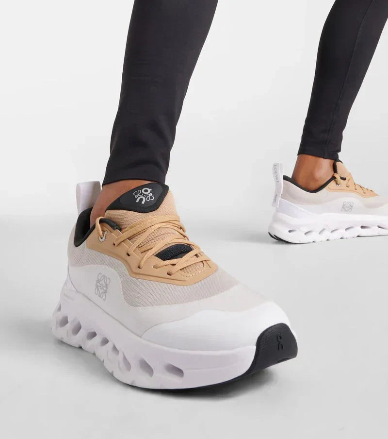 Sneaker Loewe x ON Cloudtilt Beige — Chaussure Luxe Running