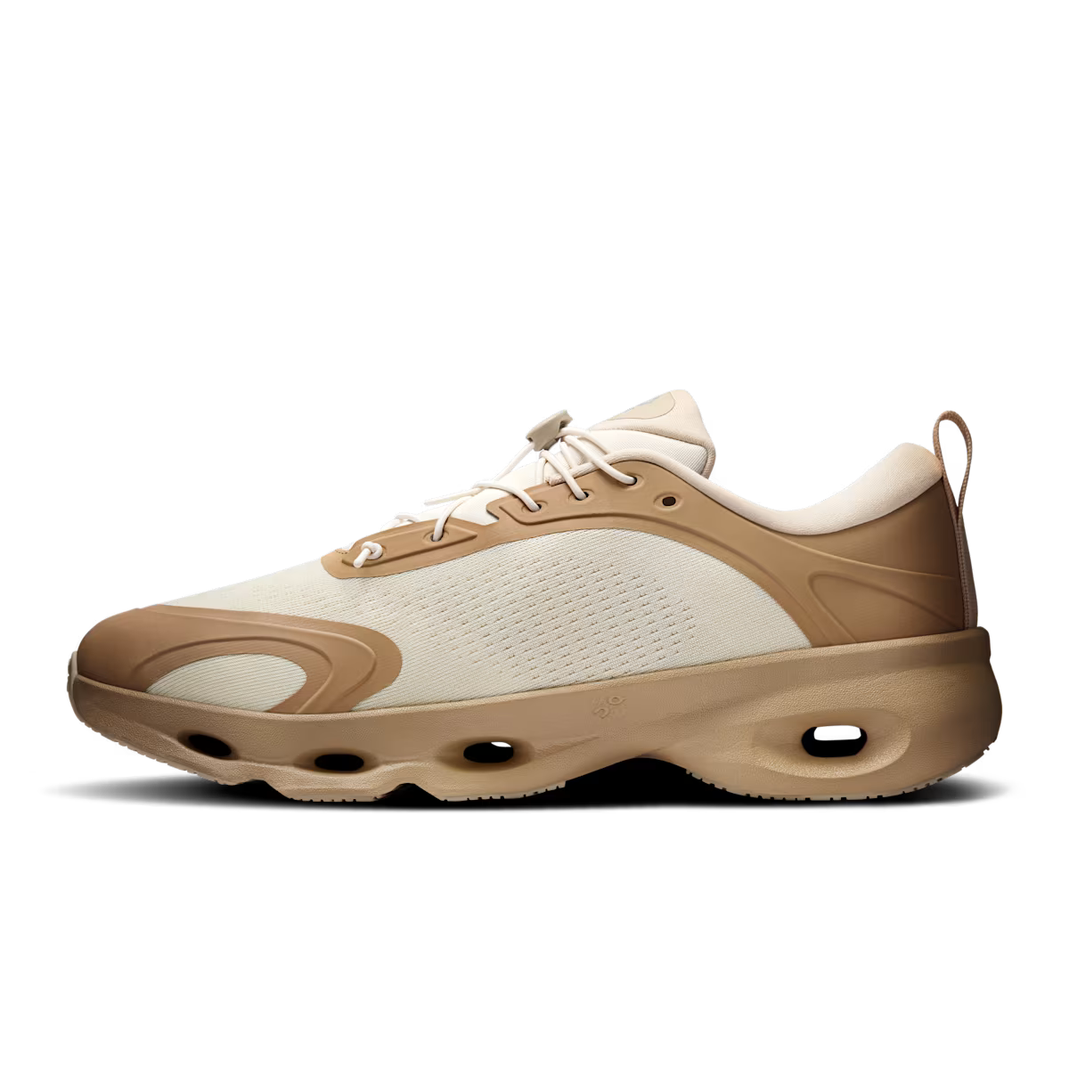 Sneaker Loewe x ON Cloudsolo Sable Crème — Chaussure Luxe Running