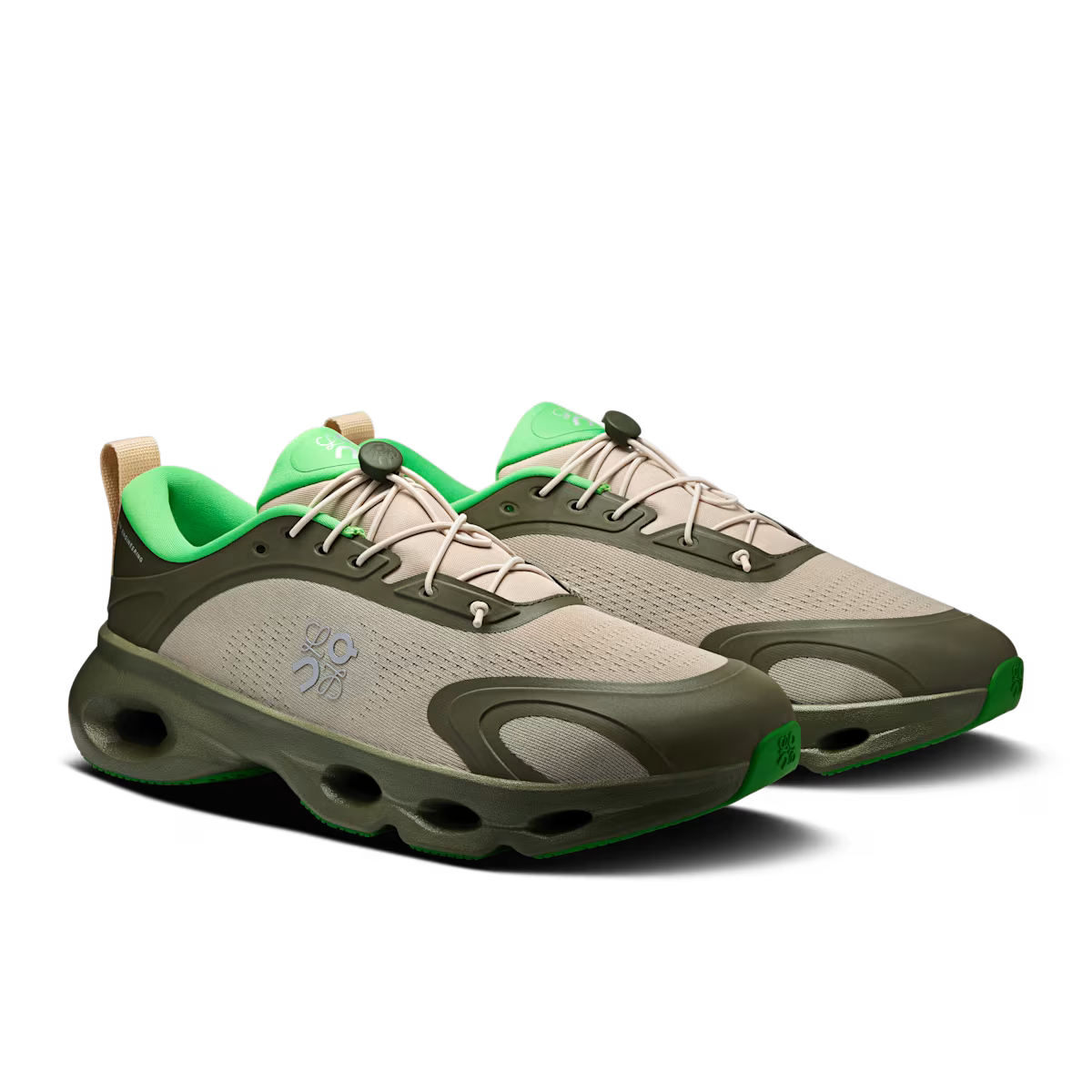 Sneaker Loewe x ON Cloudsolo Kaki Sable — Chaussure Luxe Running