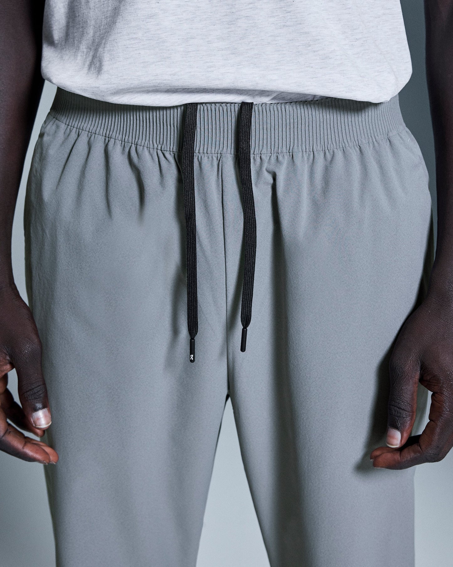 Pantalon Focus ON Running Gris — Sport Running Homme