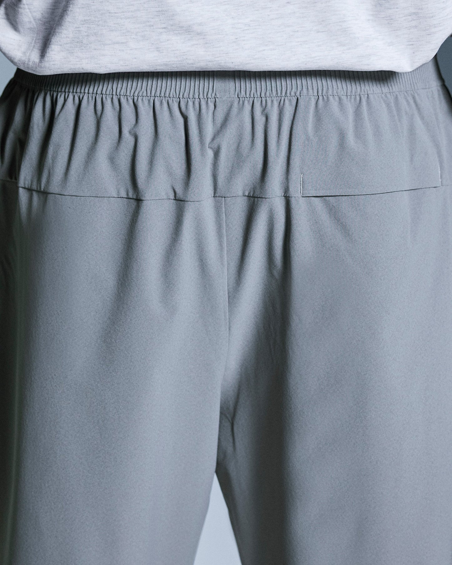 Pantalon Focus ON Running Gris — Sport Running Homme