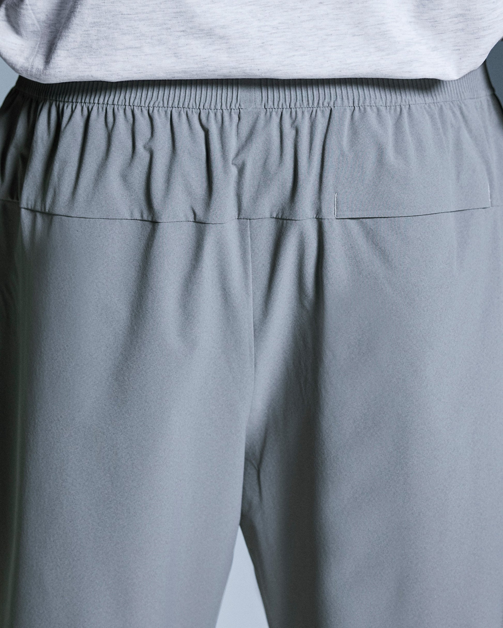 Pantalon Focus ON Running Gris — Sport Running Homme