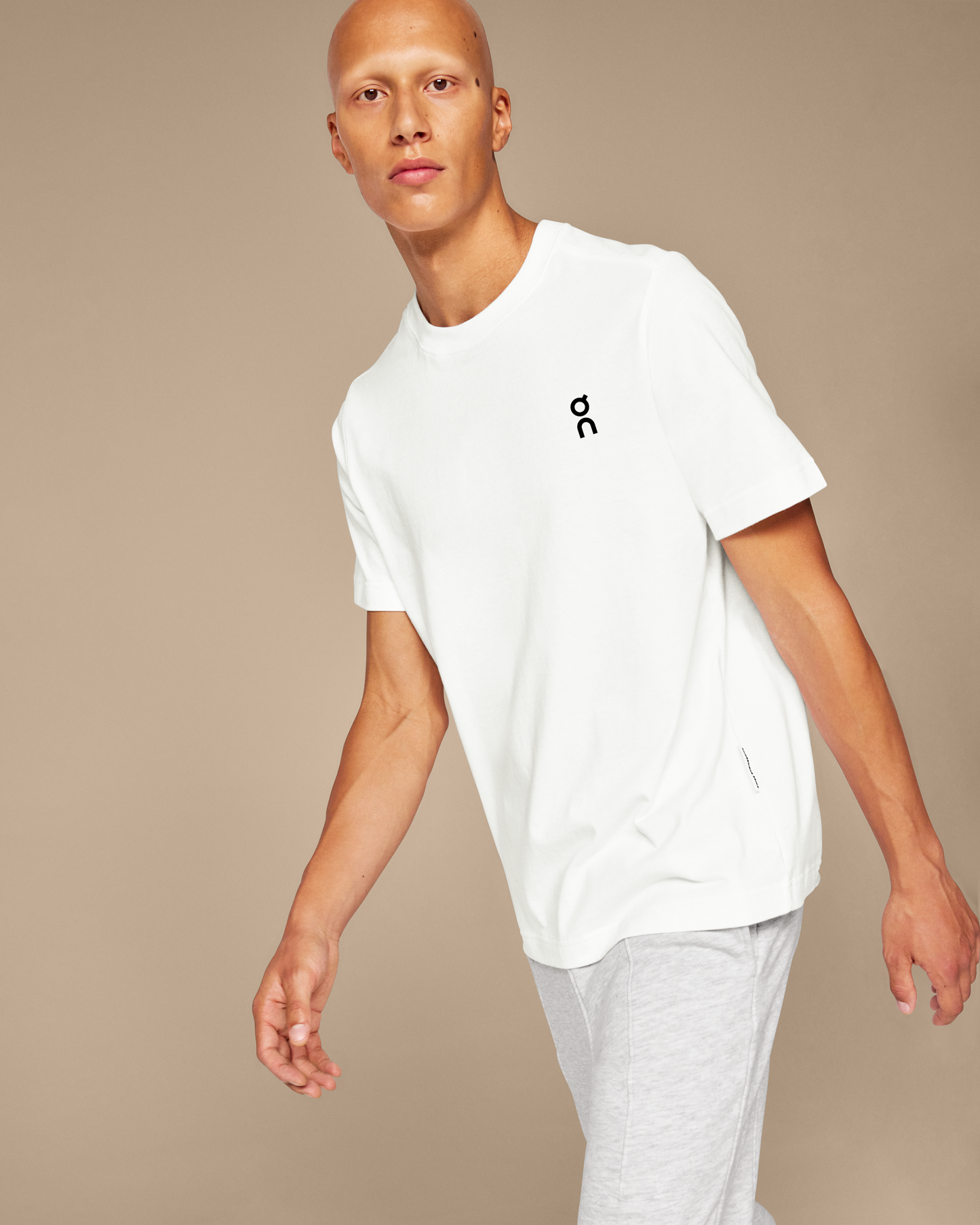 T-Shirt Club ON Running Performance — Vêtement Running Sport