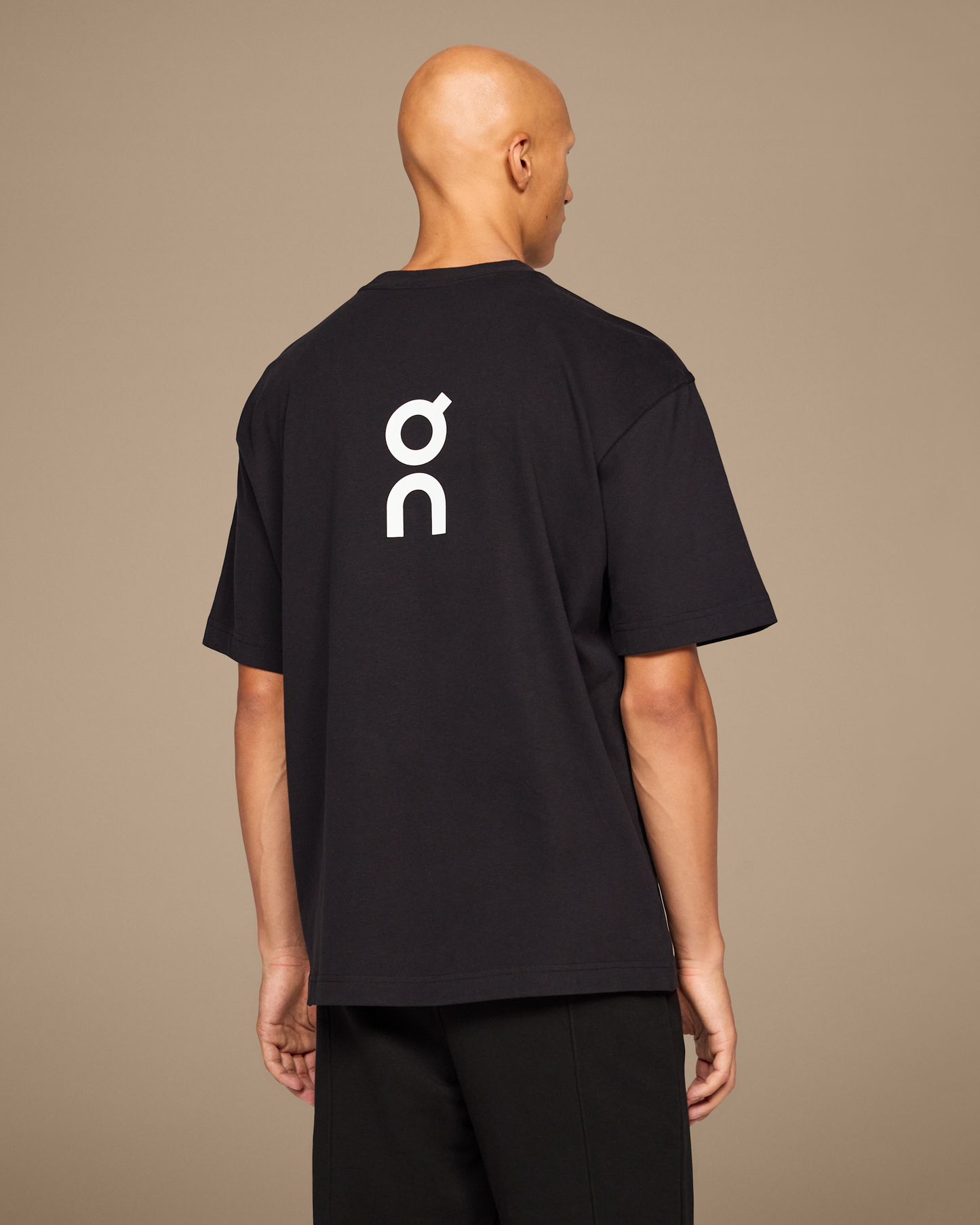 T-Shirt Club ON Running Sport — Vêtement Running Sport